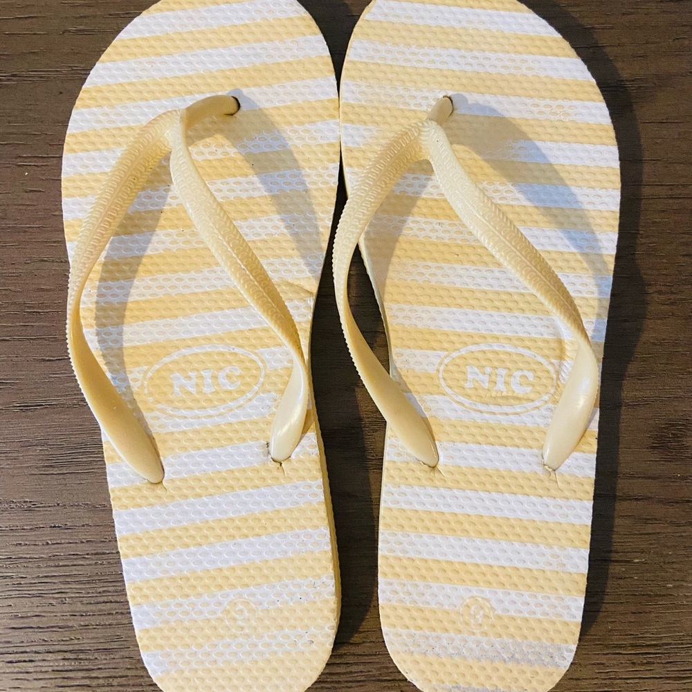 Summer Flip Flops- Size 9.5- Tan | Striped